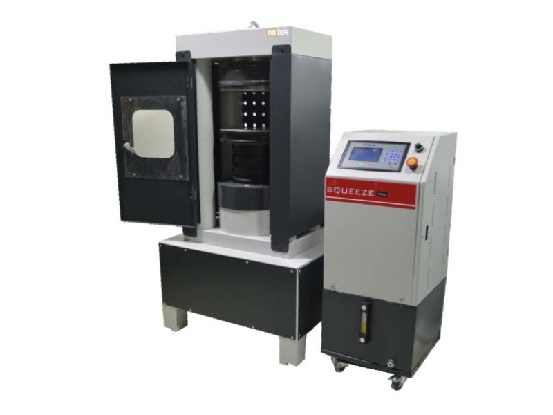 Semi - Automatic Concrete Compression Testing Machines